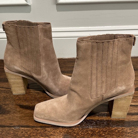 EMALIA ANKLE BOOTIE - Picture 8 of 8